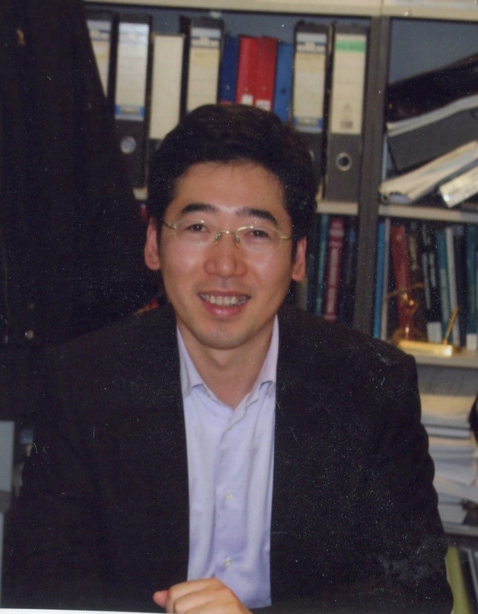 Prof. Zaili Yang